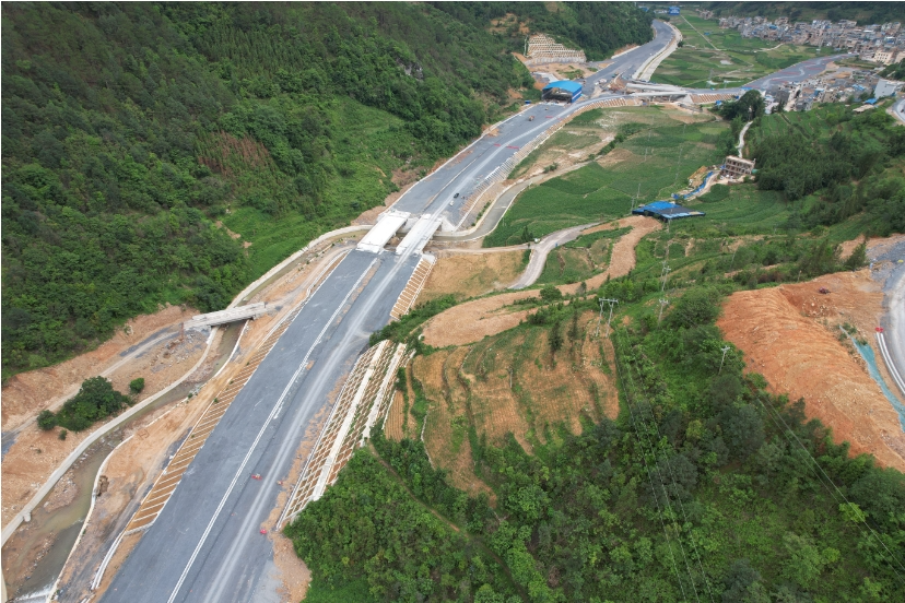 柏柑公路最新動態(tài)，建設(shè)進(jìn)展、未來規(guī)劃與影響分析全解析