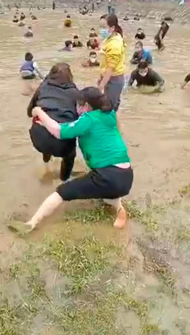 最新沙灘美女，魅力與活力的完美融合